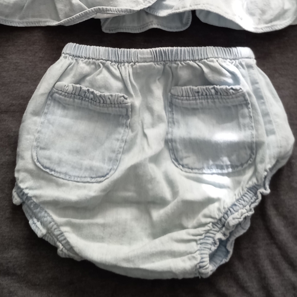 Gap Chambray Matching Tank & Shorts Set - Picture 4 of 6